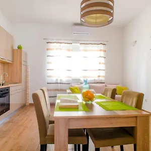 Red Rose Appartement